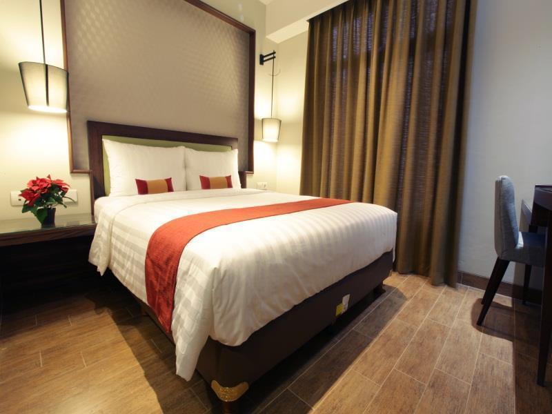 Sotis Hotel Jakarta Exterior photo