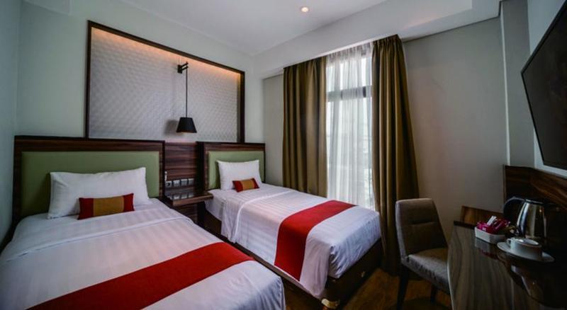 Sotis Hotel Jakarta Exterior photo
