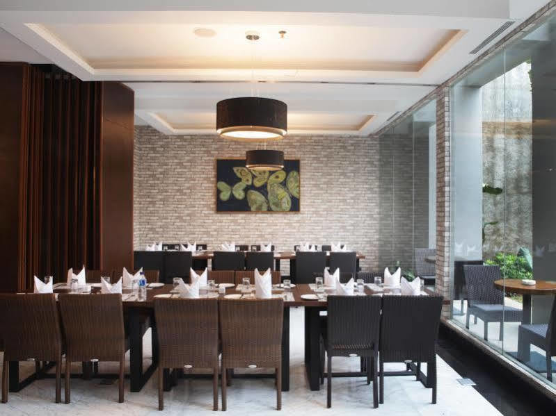 Sotis Hotel Jakarta Exterior photo